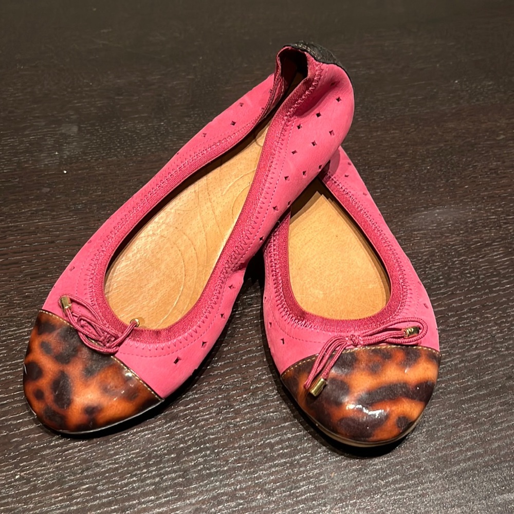 Clarks flat slippers, size 6.5